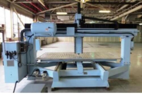 Used DMS 3 Axis CNC Router C727 3