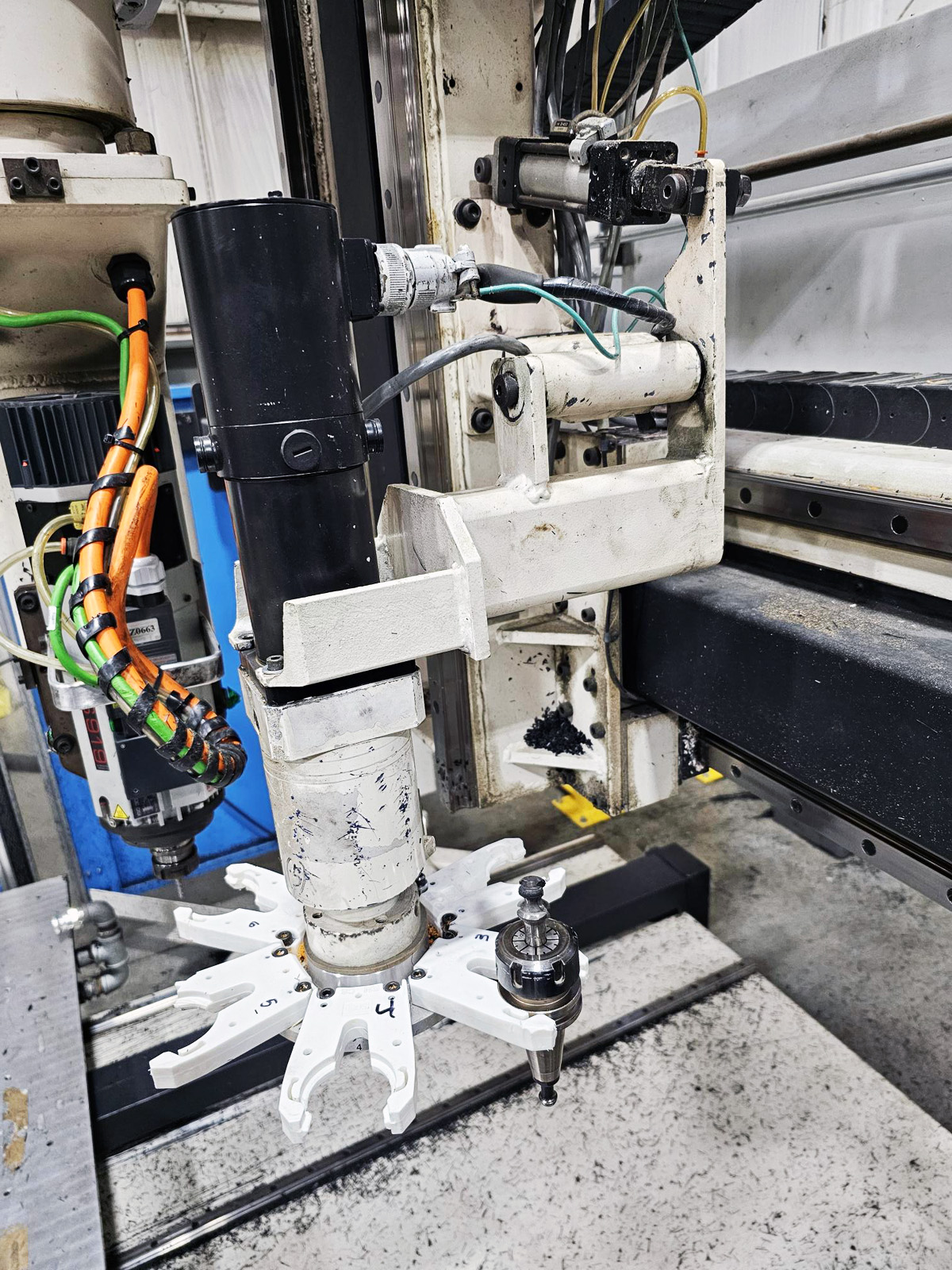 Motionmaster 5 Axis CNC Router E772 [SOLD] — CNC Parts Dept., Inc.